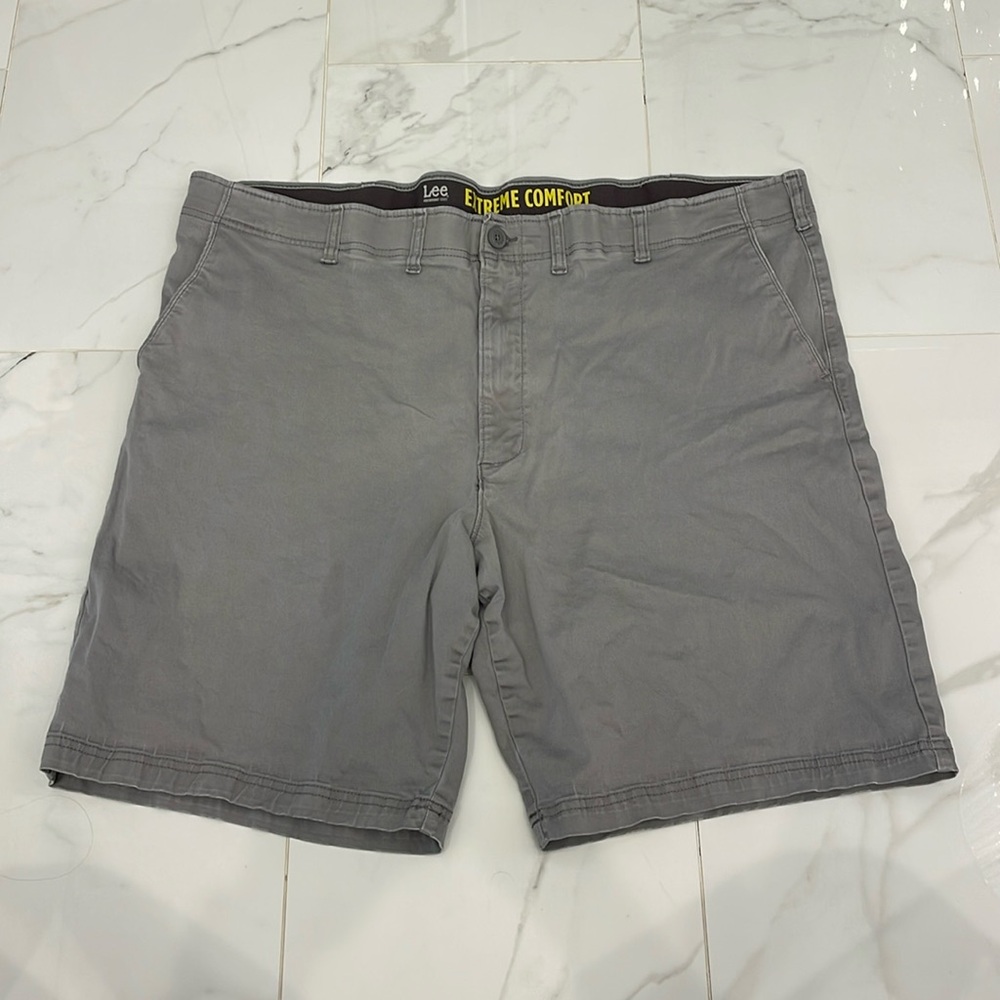 Lee Men's Big & Tall Extreme Motion Flat Front Short